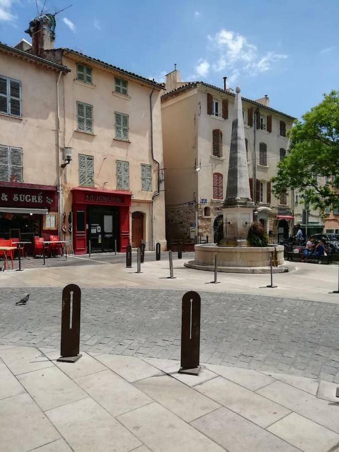 Charmant T2 Dans Le Vieux Centre De La Valette Du Var 아파트 외부 사진